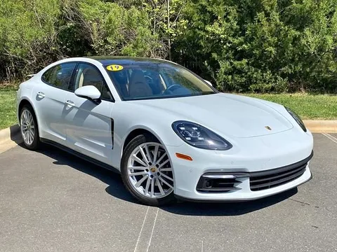 2019 Porsche Panamera