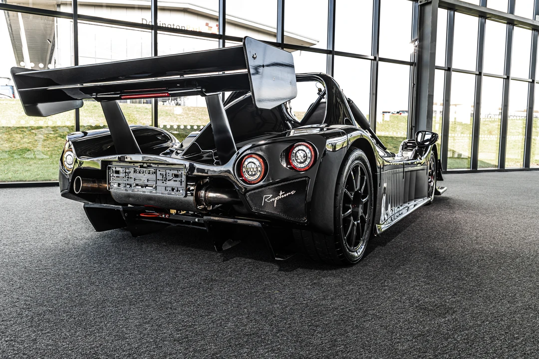 2019 Radical - Image 6 of 31