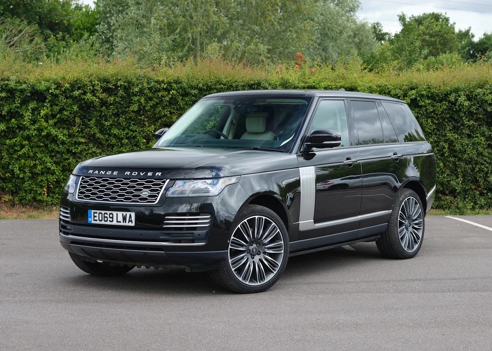 2019 Land Rover Range Rover L405 - Image 2 of 31