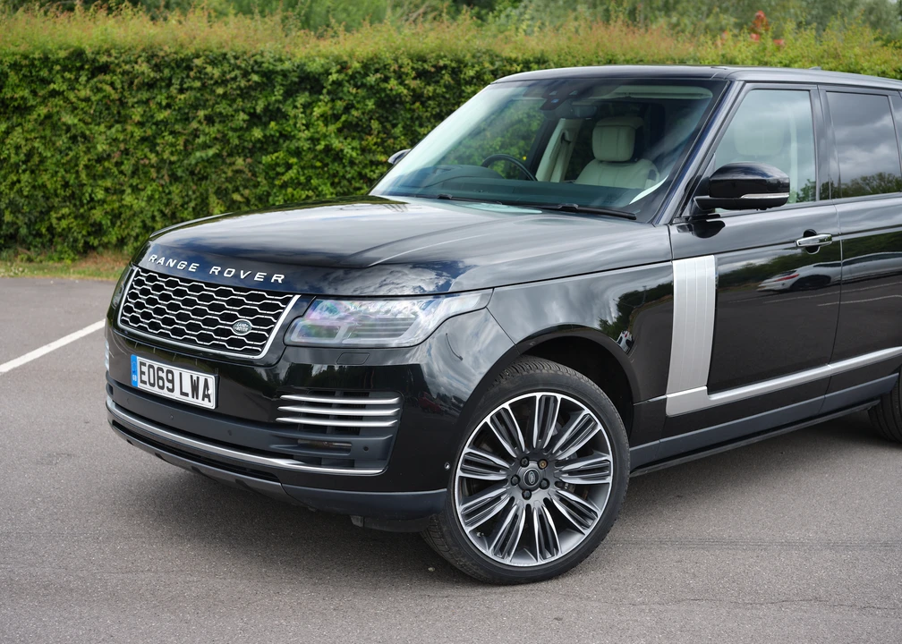 2019 Land Rover Range Rover L405 - Image 14 of 31