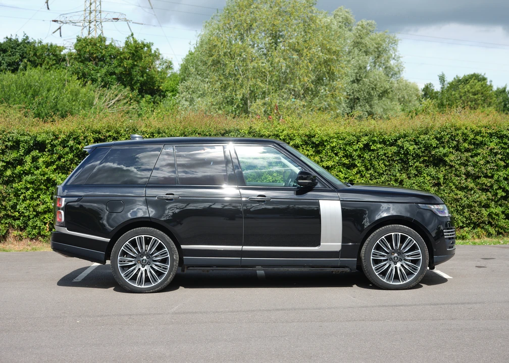 2019 Land Rover Range Rover L405 - Image 9 of 31
