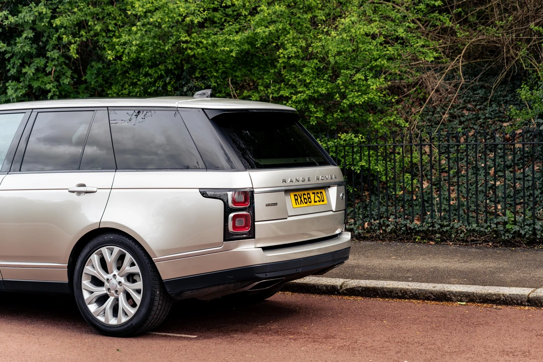 2019 Land Rover Range Rover L405 - Image 29 of 31