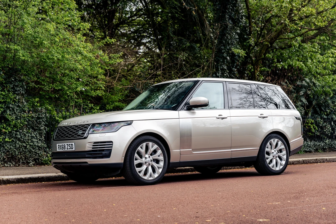 2019 Land Rover Range Rover L405 - Image 12 of 31
