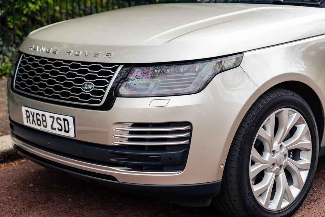 2019 Land Rover Range Rover L405 - Image 19 of 31