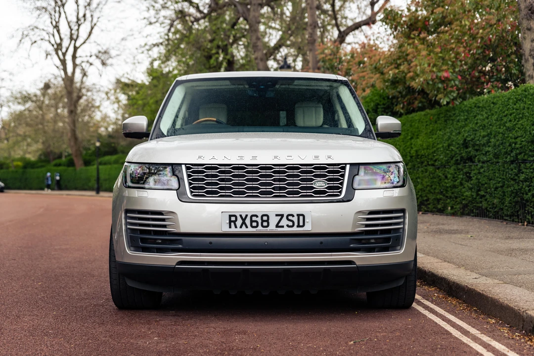 2019 Land Rover Range Rover L405 - Image 3 of 31