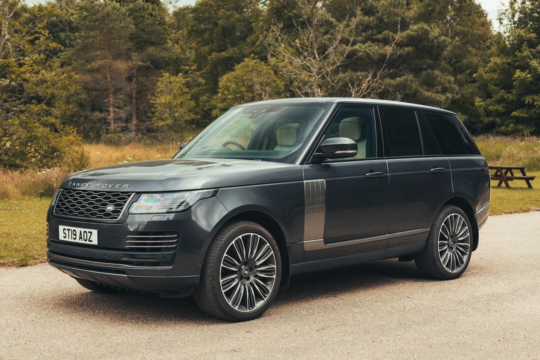 2019 Land Rover Range Rover L405 - Image 2 of 31