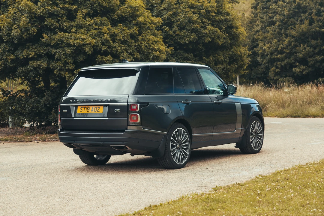 2019 Land Rover Range Rover L405 - Image 8 of 31