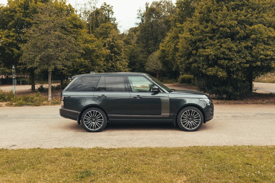2019 Land Rover Range Rover L405 - Image 14 of 31