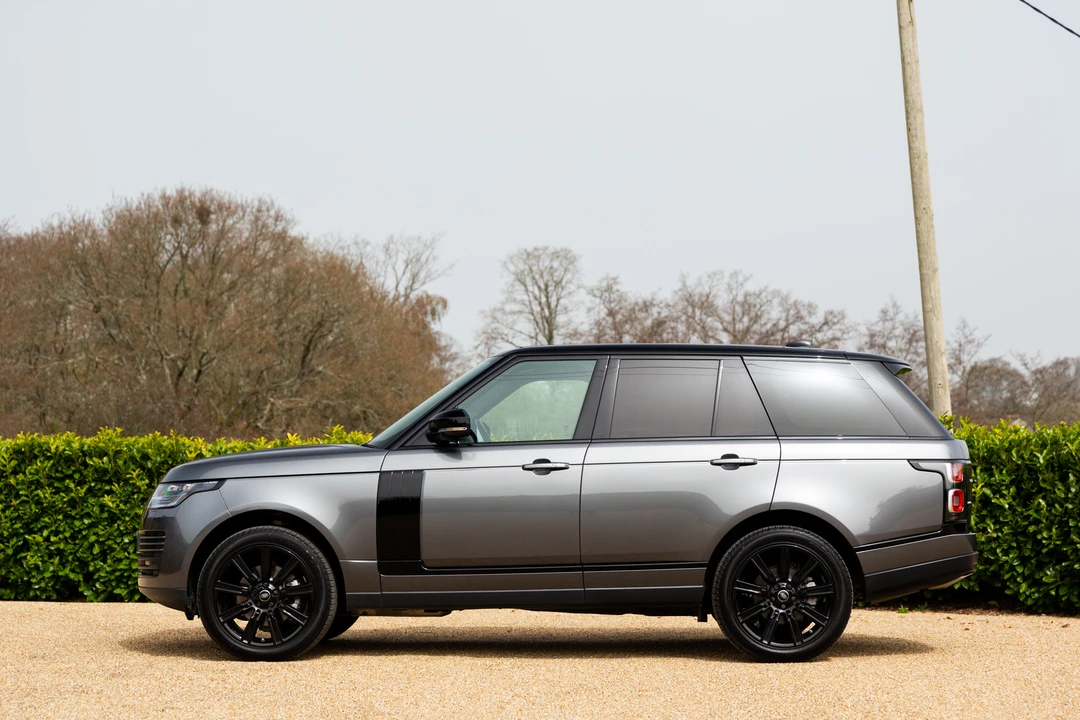 2019 Land Rover Range Rover L405 - Image 10 of 31