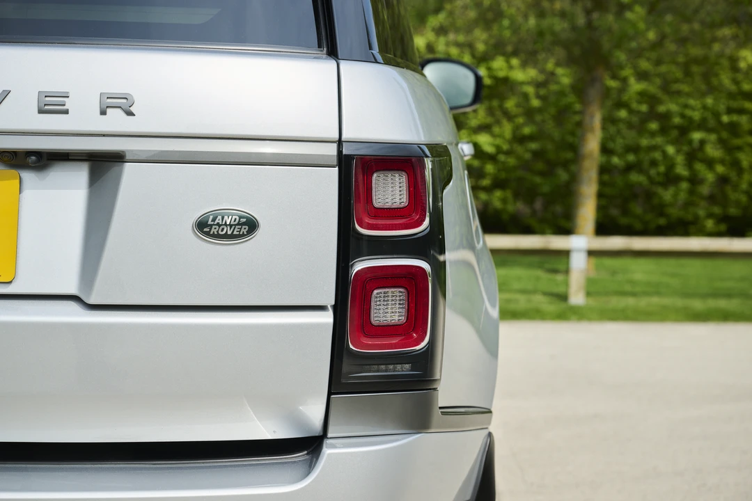 2019 Land Rover Range Rover L405 - Image 27 of 31
