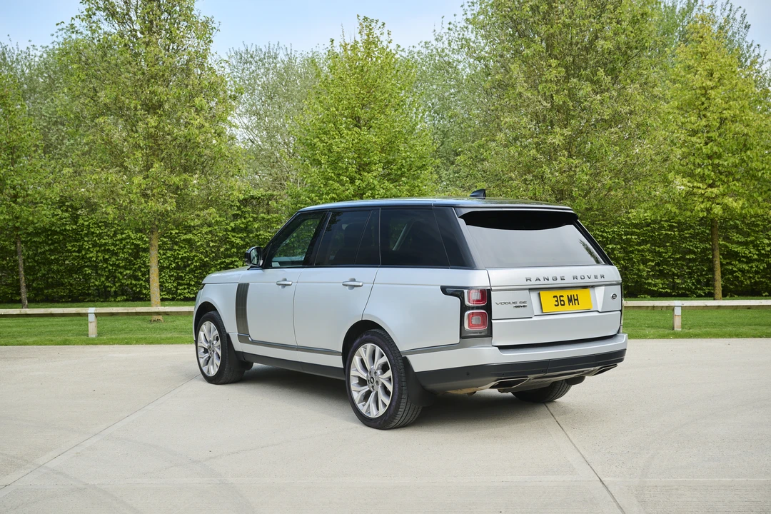 2019 Land Rover Range Rover L405 - Image 8 of 31