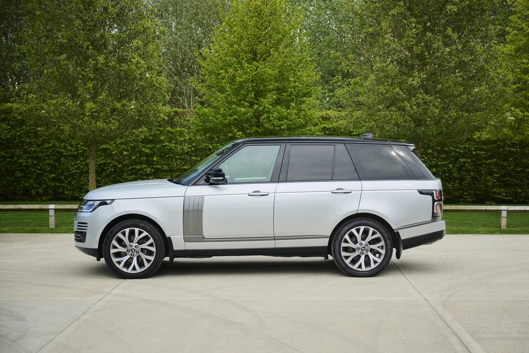 2019 Land Rover Range Rover L405 - Image 9 of 31