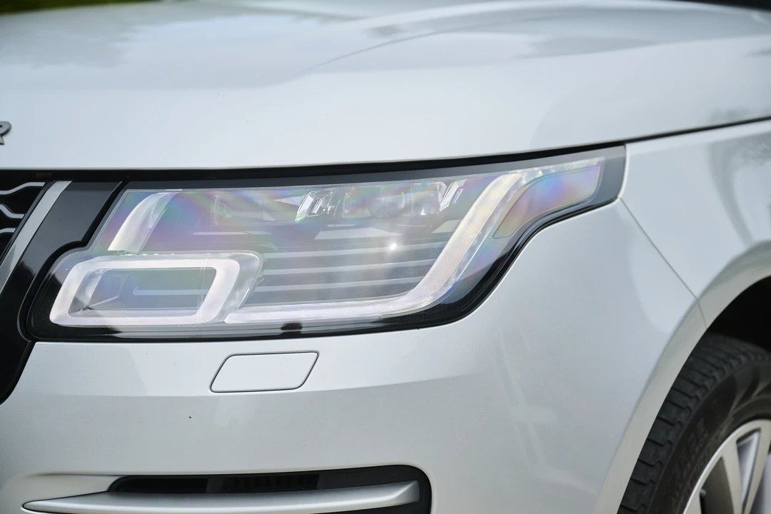 2019 Land Rover Range Rover L405 - Image 19 of 31