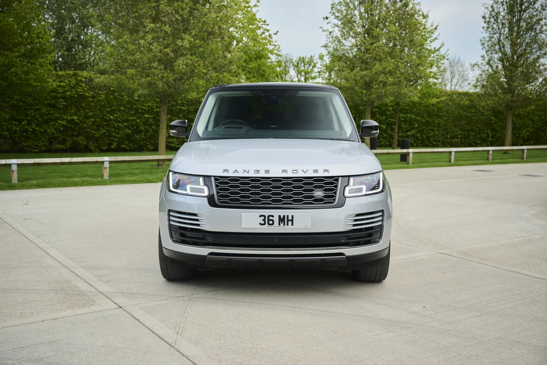 2019 Land Rover Range Rover L405 - Image 11 of 31