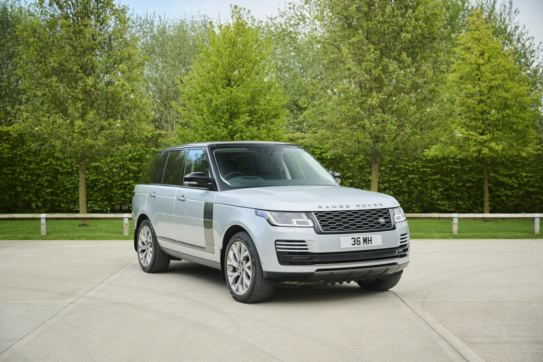 2019 Land Rover Range Rover L405 - Image 4 of 31