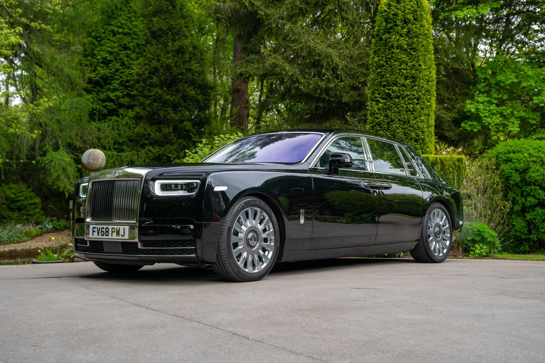 2019 Rolls-Royce Phantom VIII - Image 10 of 31