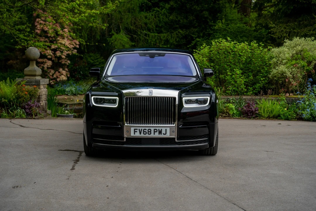 2019 Rolls-Royce Phantom VIII - Image 11 of 31