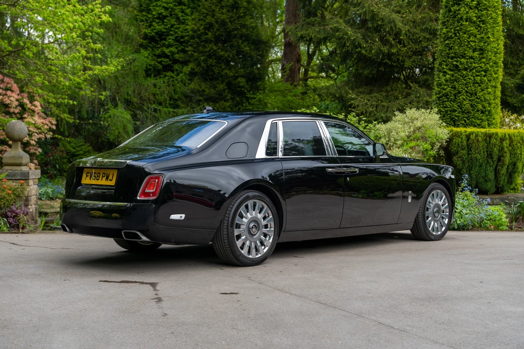 2019 Rolls-Royce Phantom VIII - Image 14 of 31