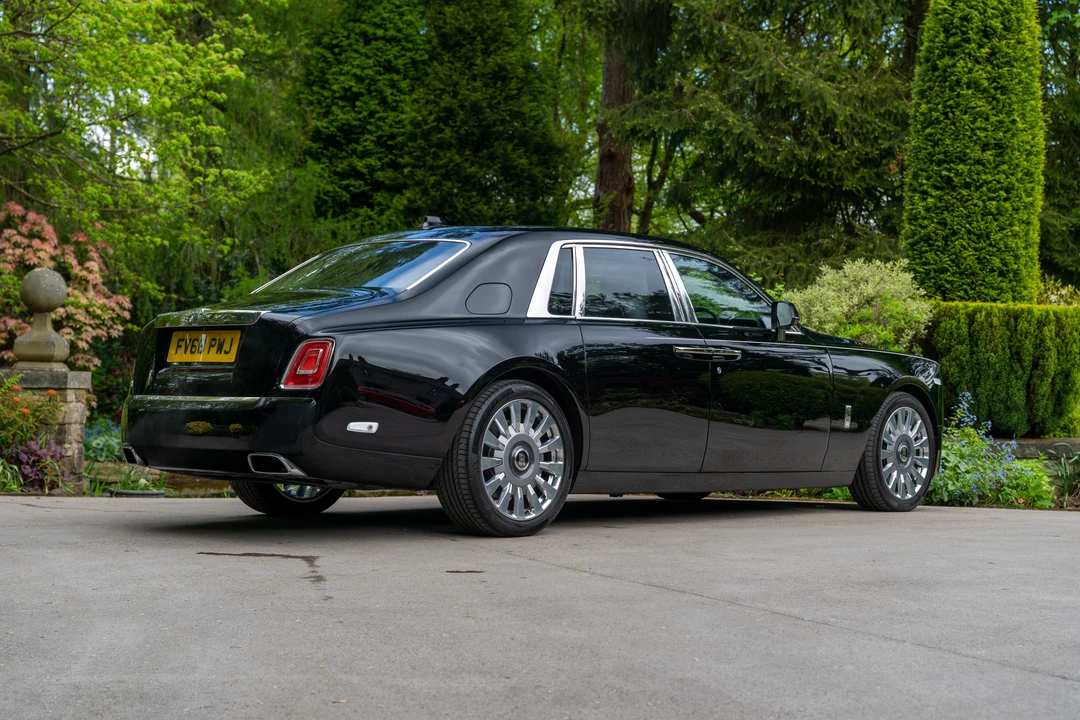 2019 Rolls-Royce Phantom VIII - Image 6 of 31