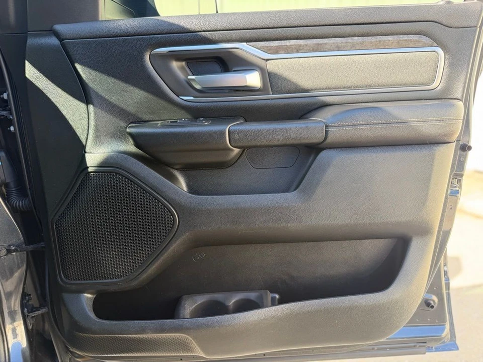 2019 Ram 1500 - Image 17 of 31