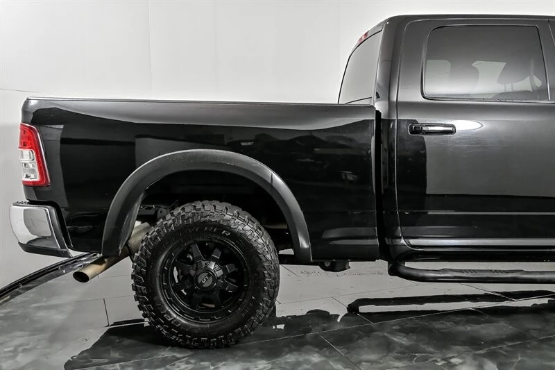 2019 Ram 2500 - Image 11 of 28