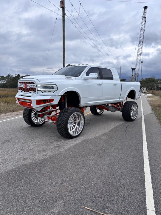 2019 Ram 2500 - Image 3 of 13