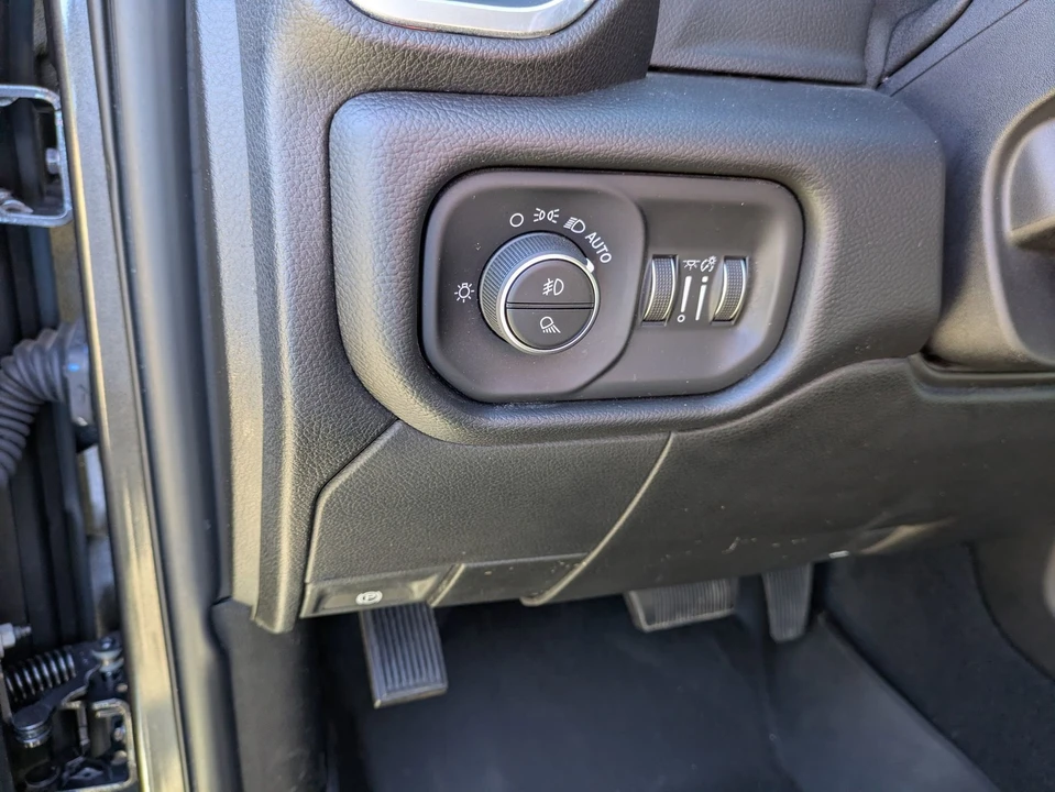 2019 Ram 2500 - Image 18 of 21