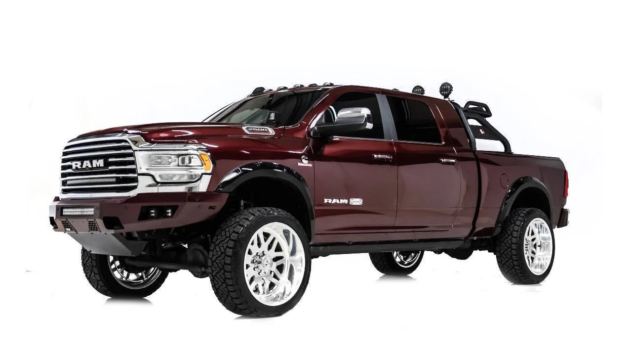 2019 Ram 2500 - Image 2 of 12