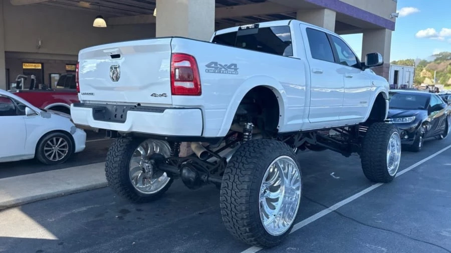 2019 Ram 2500 - Image 3 of 7