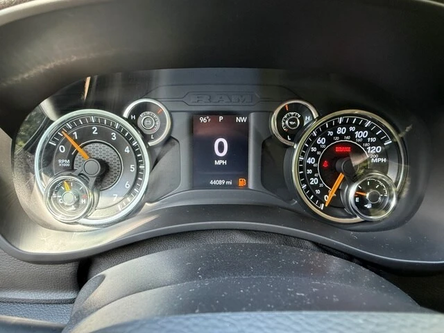 2019 Ram 2500 - Image 16 of 25