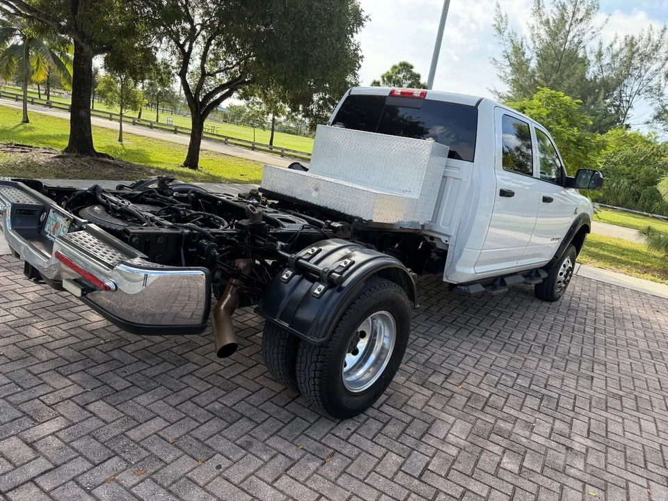 2019 Ram 3500 - Image 3 of 21