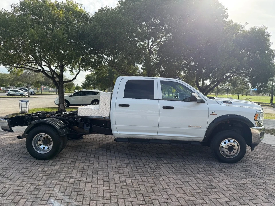 2019 Ram 3500 - Image 4 of 21