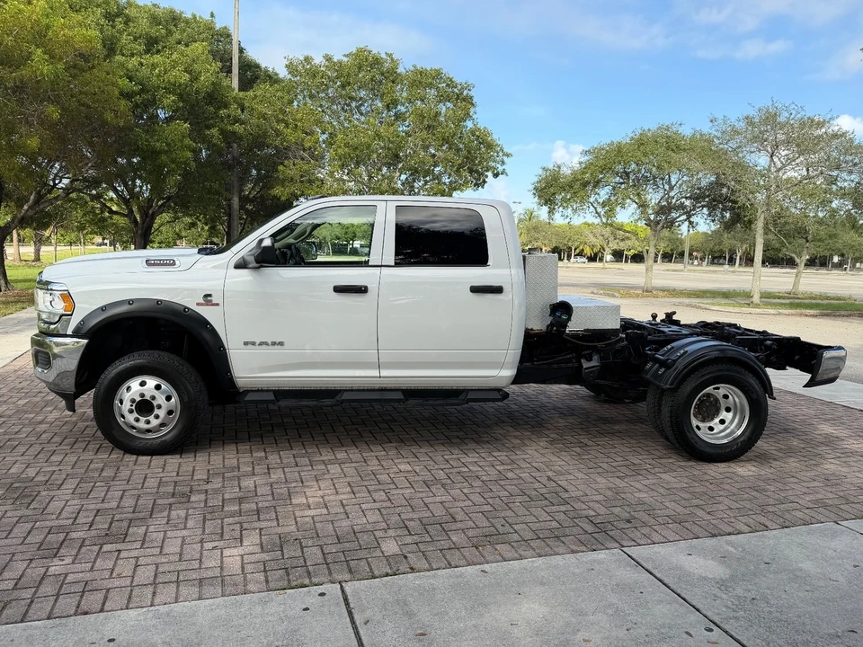 2019 Ram 3500 - Image 8 of 21