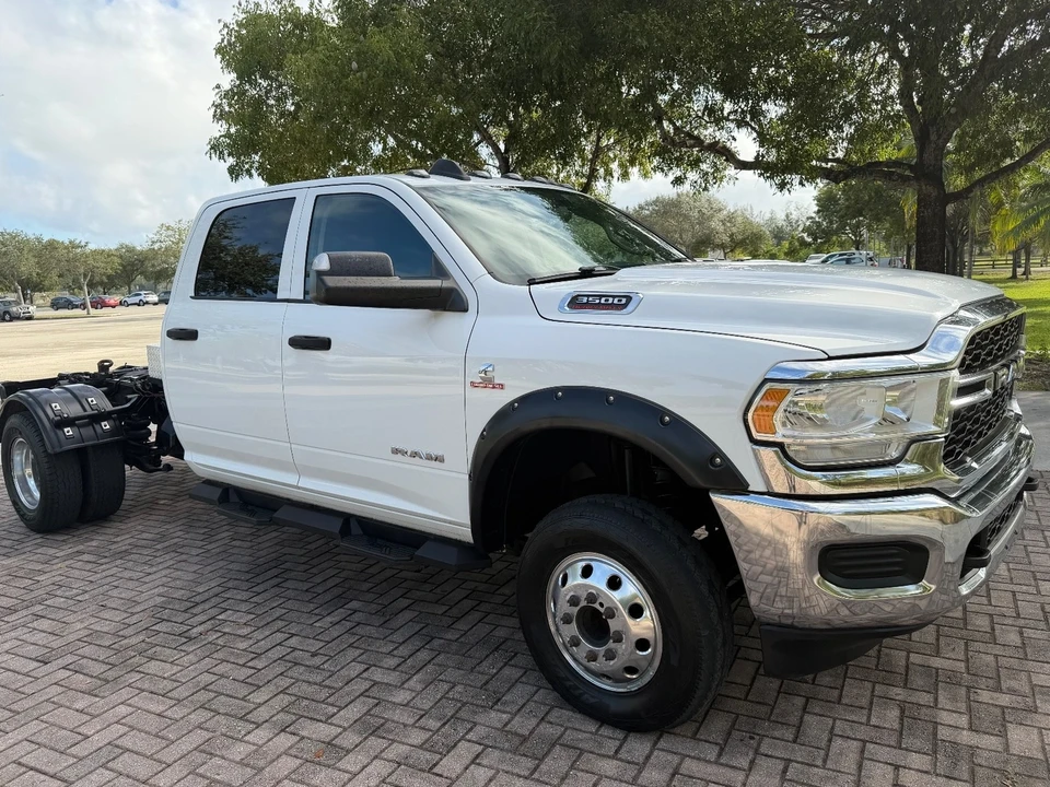 2019 Ram 3500 - Image 15 of 21