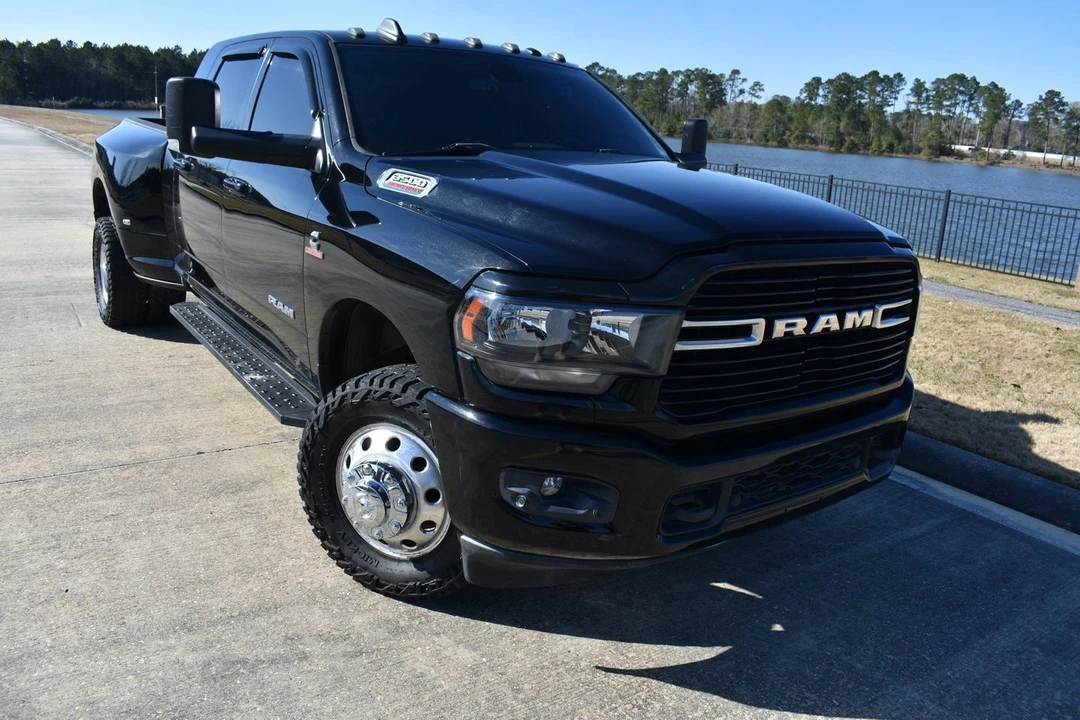 2019 Ram 3500 - Image 2 of 21