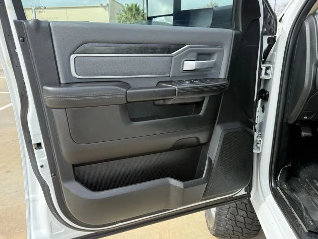 2019 Ram 3500 - Image 24 of 31