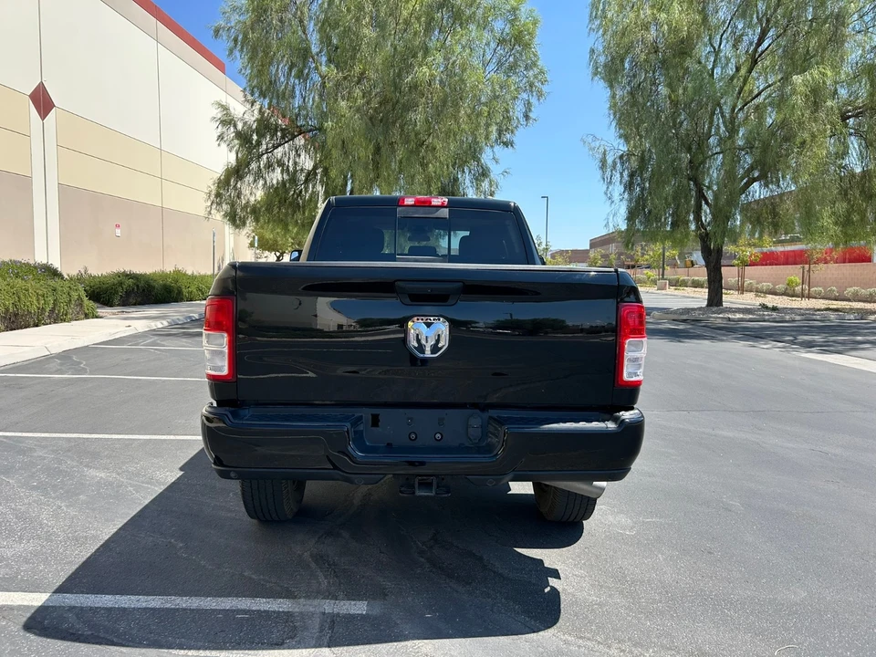 2019 Ram 3500 - Image 7 of 18