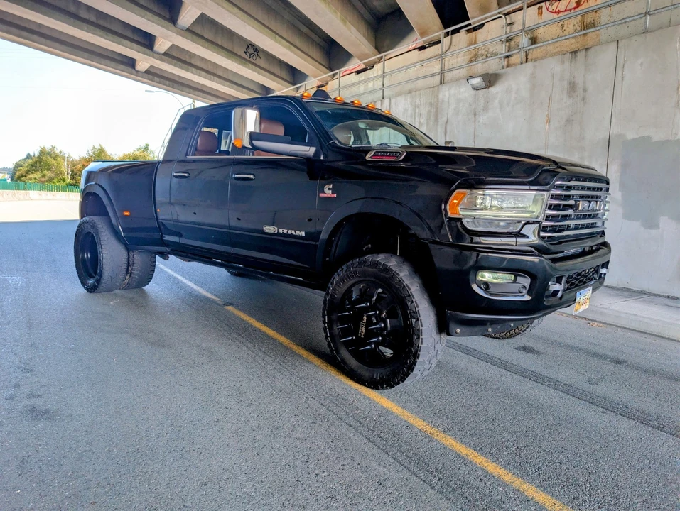 2019 Ram 3500 - Image 16 of 31