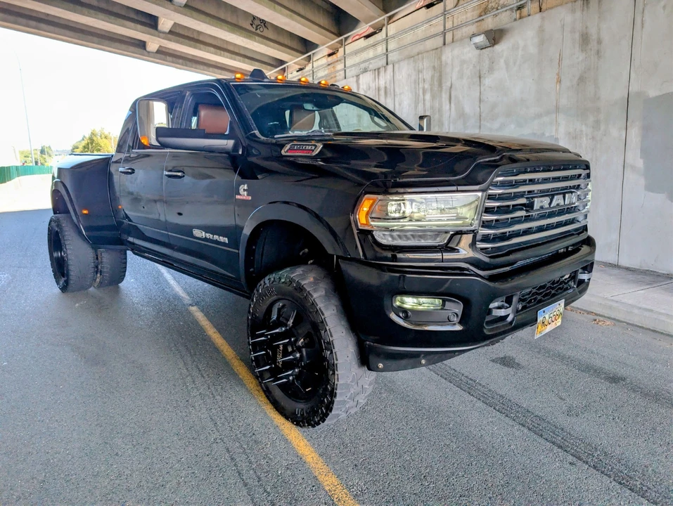 2019 Ram 3500 - Image 2 of 30