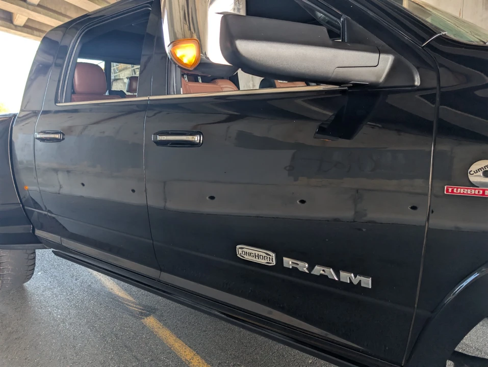 2019 Ram 3500 - Image 17 of 30