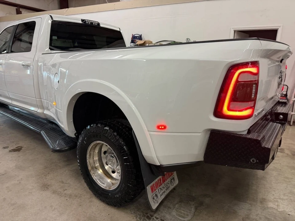 2019 Ram 3500 - Image 9 of 21