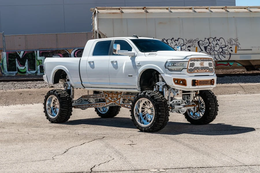 2019 Ram 3500 - Image 7 of 31