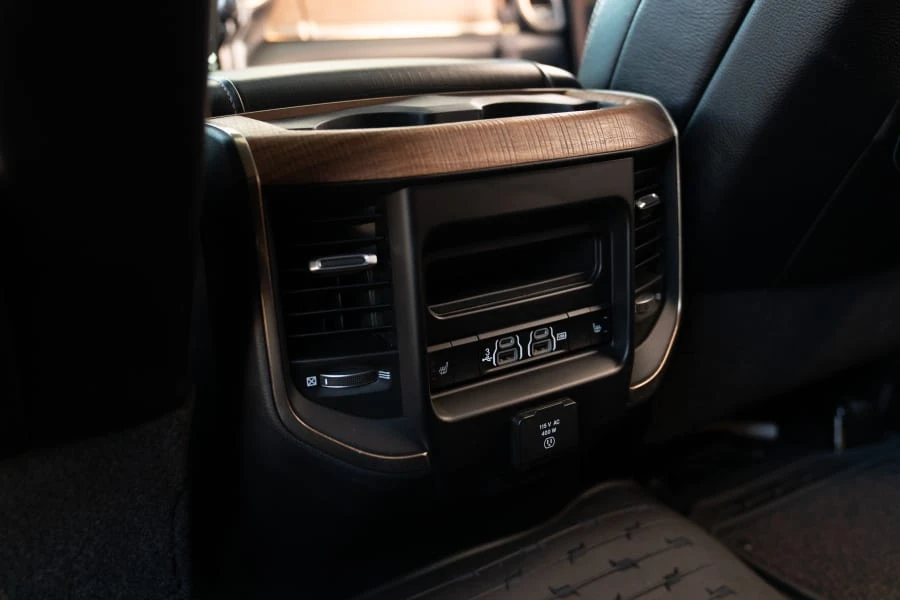 2019 Ram 3500 - Image 29 of 31