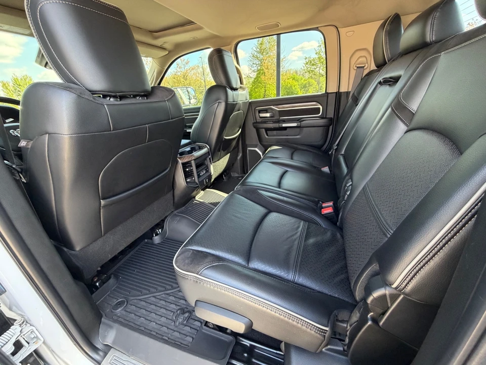 2019 Ram 3500 - Image 24 of 31