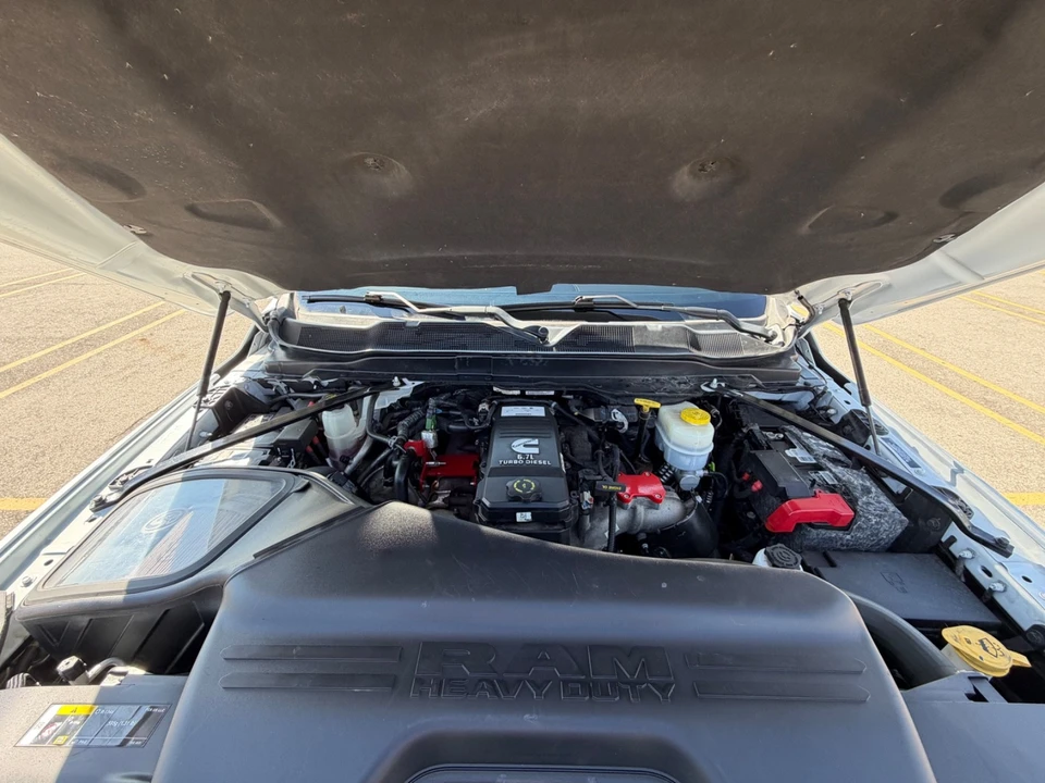 2019 Ram 3500 - Image 15 of 31