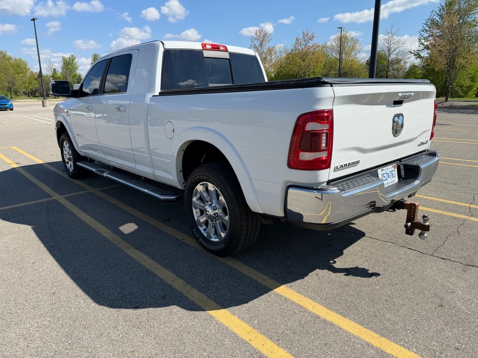 2019 Ram 3500 - Image 9 of 31