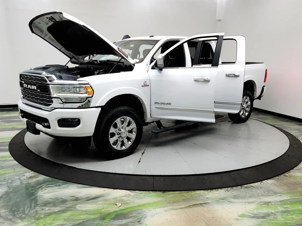 2019 Ram 3500 - Image 9 of 31