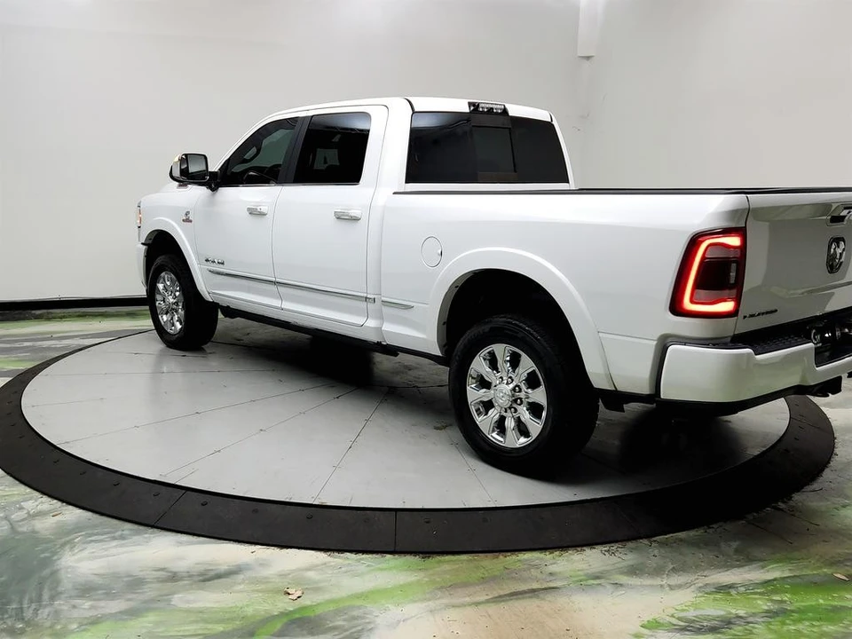 2019 Ram 3500 - Image 7 of 31