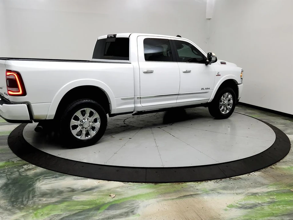 2019 Ram 3500 - Image 5 of 31
