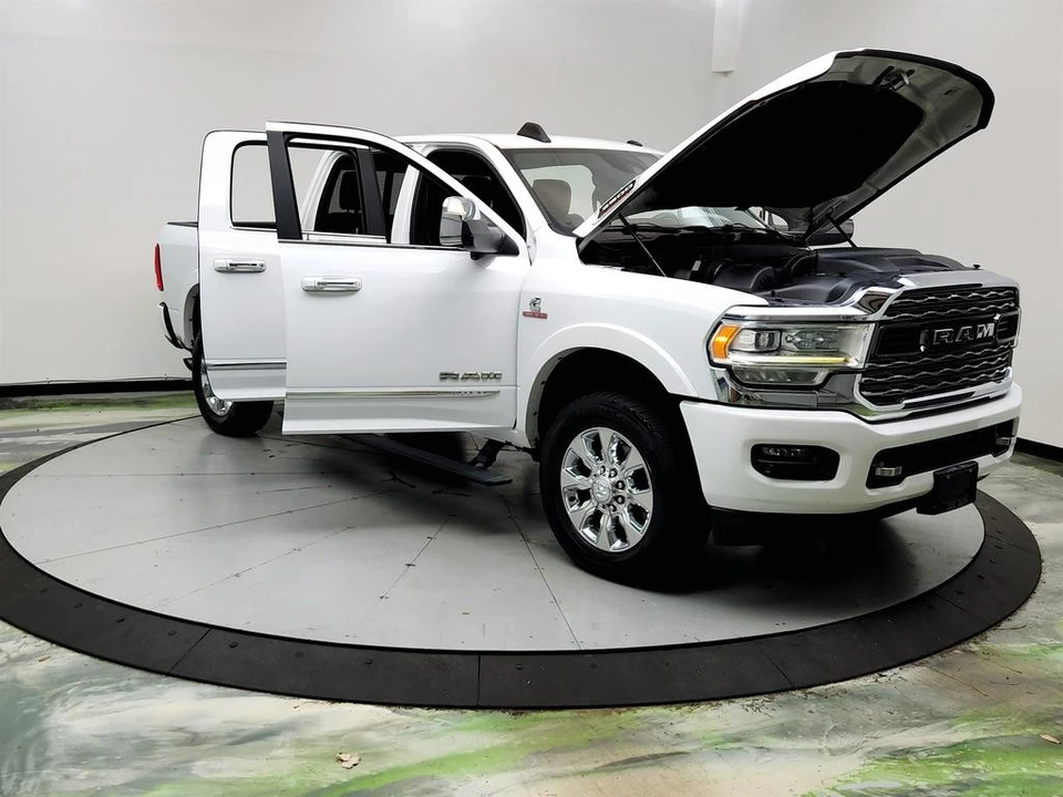 2019 Ram 3500 - Image 10 of 31